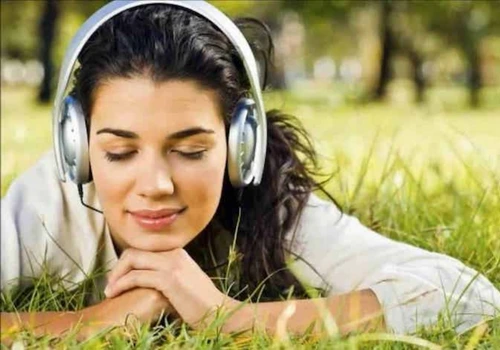 Como escutar música no celular sem internet